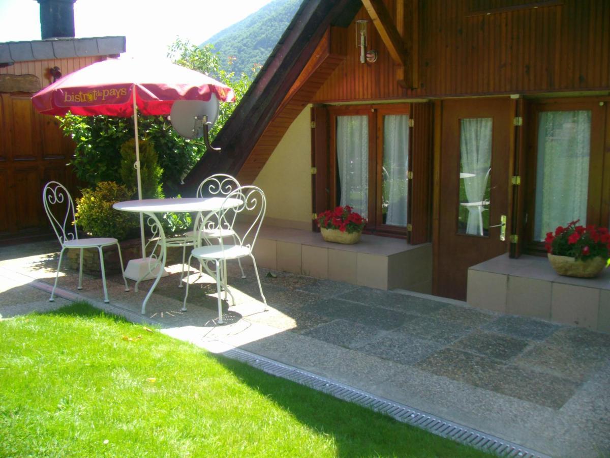 petite maison de montagne avec jardin Cier-de-Luchon Extérieur photo