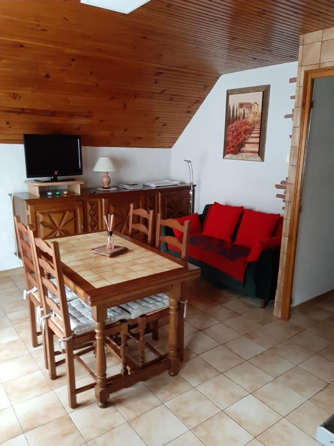 petite maison de montagne avec jardin Cier-de-Luchon Extérieur photo