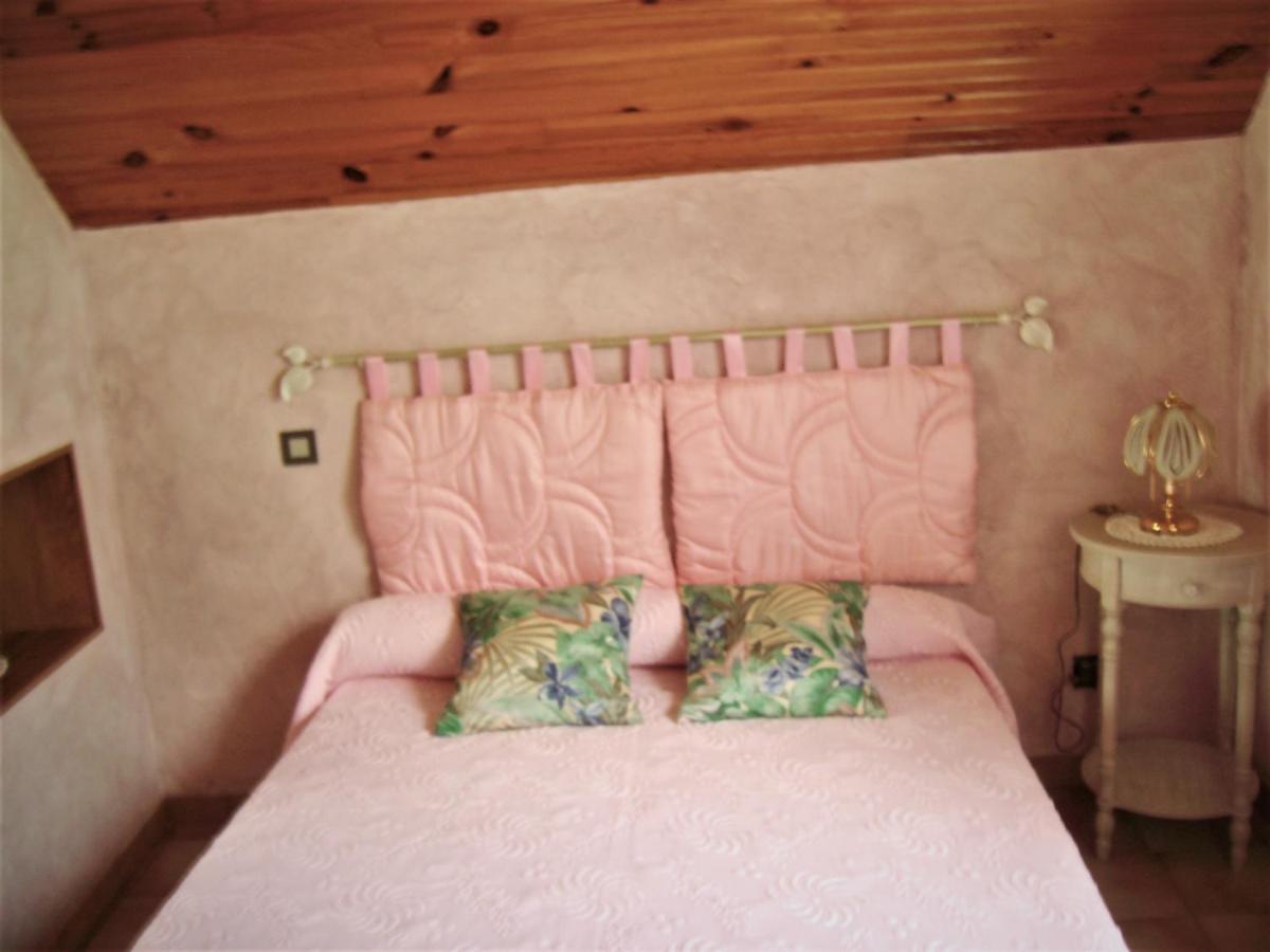 petite maison de montagne avec jardin Cier-de-Luchon Extérieur photo
